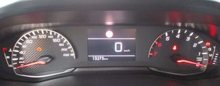 Peugeot 208 2025 1.2 PURETECH STYLE-thumb-9