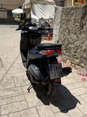 Yamaha NMAX 155 2023-thumb-1