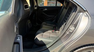Mercedes-Benz CLA 180 2016-thumb-20
