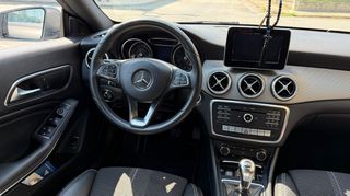 Mercedes-Benz CLA 180 2016-thumb-17