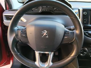 Peugeot 208 2017 1.2 PURETECH 82 ALLURE-thumb-15