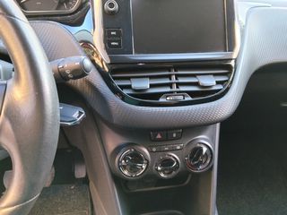 Peugeot 208 2017 1.2 PURETECH 82 ALLURE-thumb-20