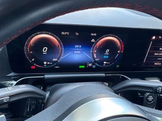 Mercedes-Benz GLA 250 2022 E -AMG -PANO -WIDE SCREEN -MULTIBEAM-thumb-45