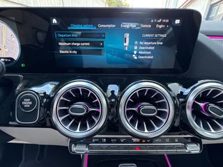 Mercedes-Benz GLA 250 2022 E -PANO -WIDE SCREEN -MULTIBEAM -MASSAGE -BURMESTER-thumb-84