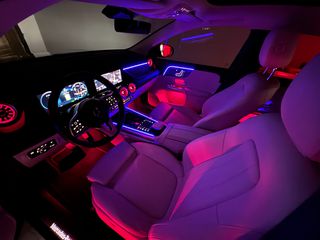Mercedes-Benz GLA 250 2022 E -PANO -WIDE SCREEN -MULTIBEAM -MASSAGE -BURMESTER-thumb-9