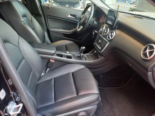 Mercedes-Benz A 180 2017-thumb-17