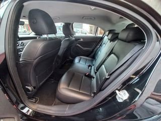 Mercedes-Benz A 180 2017-thumb-19