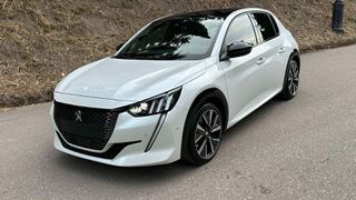 Peugeot 208 2021 1.2 GT LINE