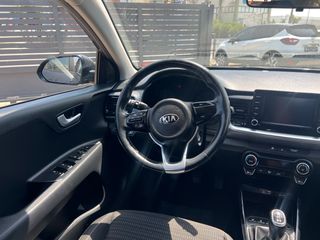 Kia Stonic 2020 1.0L Vision, Clima  Θερμαινόμενα καθίσματα-thumb-24