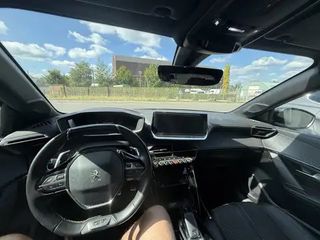 Peugeot 208 2020 Gt line-thumb-8