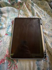 iPad 10ης γενιάς ελαφρώς μεταχειρισμένο