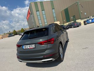 Audi Q3 2022 S TRONIC Auto-thumb-4