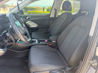 Audi Q3 2022 S TRONIC Auto-thumb-6