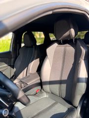 Peugeot 3008 2017 GT Line 130hp Automatic | Full LED | Keyless |Navi | Camera-thumb-16