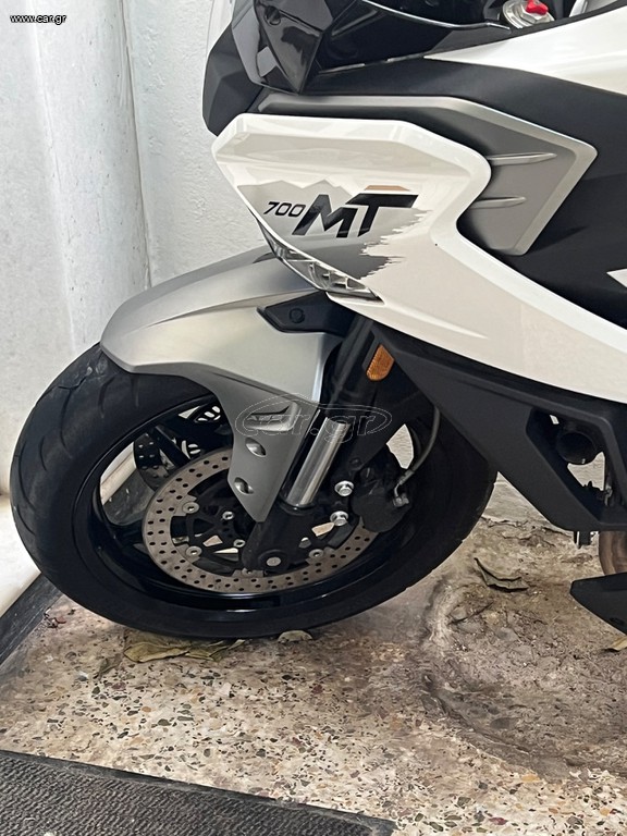 CFmoto 700 MT 2024