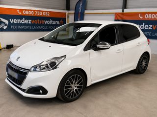 Peugeot 208 2019 puretech Signature Camera