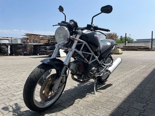 Ducati Monster 600 2001 Dark