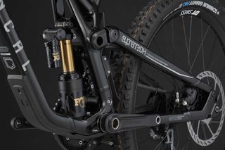 Downhill - Enduro - Trail Commencal 2027 COMMENCAL SUPREME DH V5.2 SIGNATURE PURE BLACK 2027-thumb-4