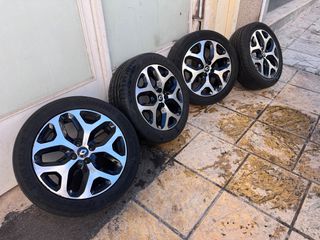 RENAULT CAPTUR 2018-thumb-2