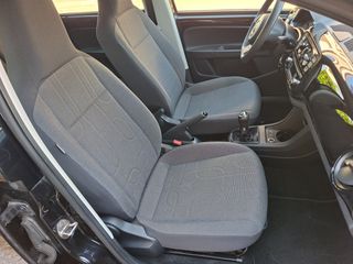 Volkswagen Up 2016-thumb-12