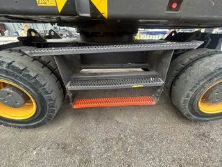 Εκσκαφέας Με Λάστιχα Volvo 2021 EW160E-thumb-5