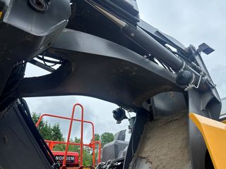 Εκσκαφέας Με Λάστιχα Volvo 2021 EW160E-thumb-16