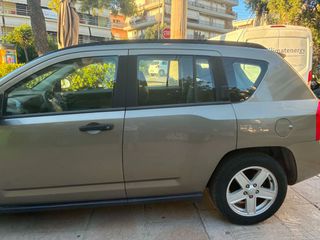 Jeep Compass 2008-thumb-16