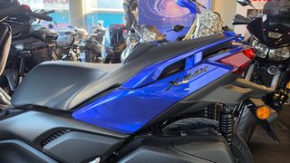 Yamaha XMAX 300 2026 XMAX300 NEW EURO 5PLUS-thumb-8