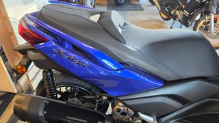 Yamaha XMAX 300 2026 XMAX300 NEW EURO 5PLUS-thumb-37