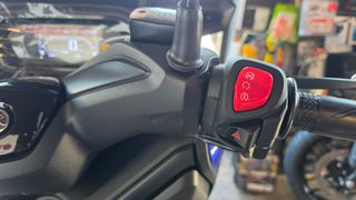Yamaha XMAX 300 2026 XMAX300 NEW EURO 5PLUS-thumb-46