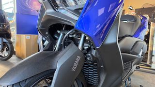 Yamaha XMAX 300 2026 XMAX300 NEW EURO 5PLUS-thumb-23