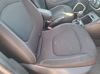 Renault Captur 2018 AUTOMATIC-thumb-19
