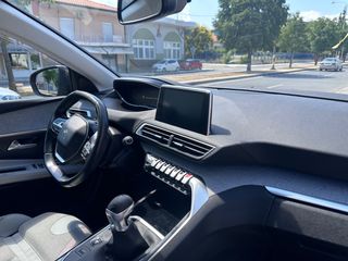 Peugeot 3008 2018-thumb-29