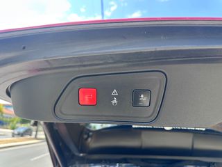 Peugeot 3008 2018-thumb-31