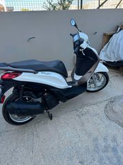 Piaggio Medley 125 2022-thumb-1