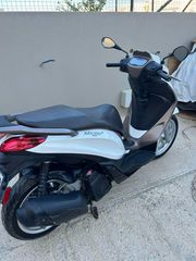Piaggio Medley 125 2022-thumb-3