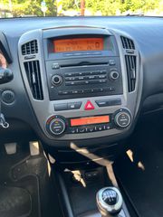 Kia ProCeed / pro_cee'd 2009 PRO CEED 1.4 109HP-thumb-22
