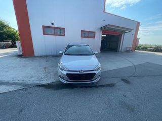 Hyundai i 20 2016-thumb-1