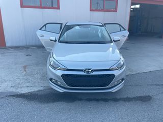 Hyundai i 20 2016-thumb-13
