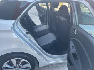 Hyundai i 20 2016-thumb-16