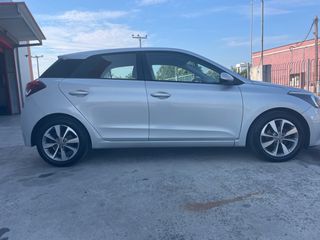 Hyundai i 20 2016-thumb-21
