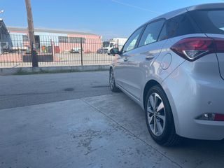 Hyundai i 20 2016-thumb-24