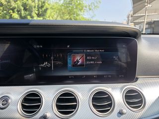 Mercedes-Benz E 300 2020 PLUG-IN HYBRID AMG PANORAMA-thumb-17