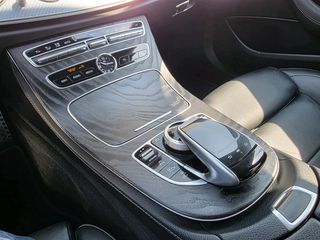 Mercedes-Benz E 300 2020 PLUG-IN HYBRID AMG PANORAMA-thumb-18