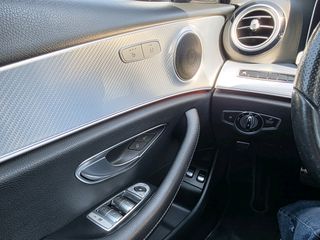 Mercedes-Benz E 300 2020 PLUG-IN HYBRID AMG PANORAMA-thumb-19