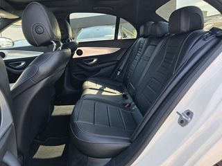 Mercedes-Benz E 300 2020 PLUG-IN HYBRID AMG PANORAMA-thumb-10