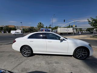 Mercedes-Benz E 300 2020 PLUG-IN HYBRID AMG PANORAMA-thumb-5