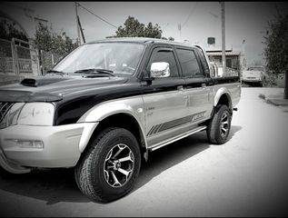 Mitsubishi L200 2004