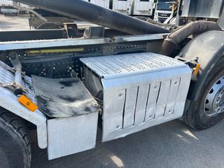 Κάδοι Mercedes-Benz 2015 AROX 32.42 8x4 Euro 6-thumb-21