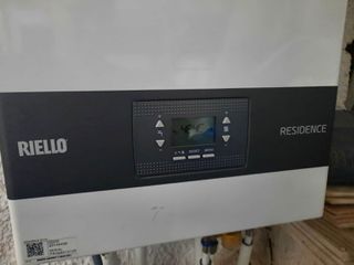 ΛΕΒΗΤΑΣ ΑΕΡΙΟΥ RIELLO RESIDENCE 30 KIS